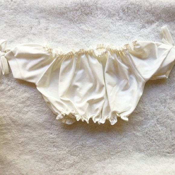 SALE 🔆 White tie sleeve crop top - Picture 2 of 11